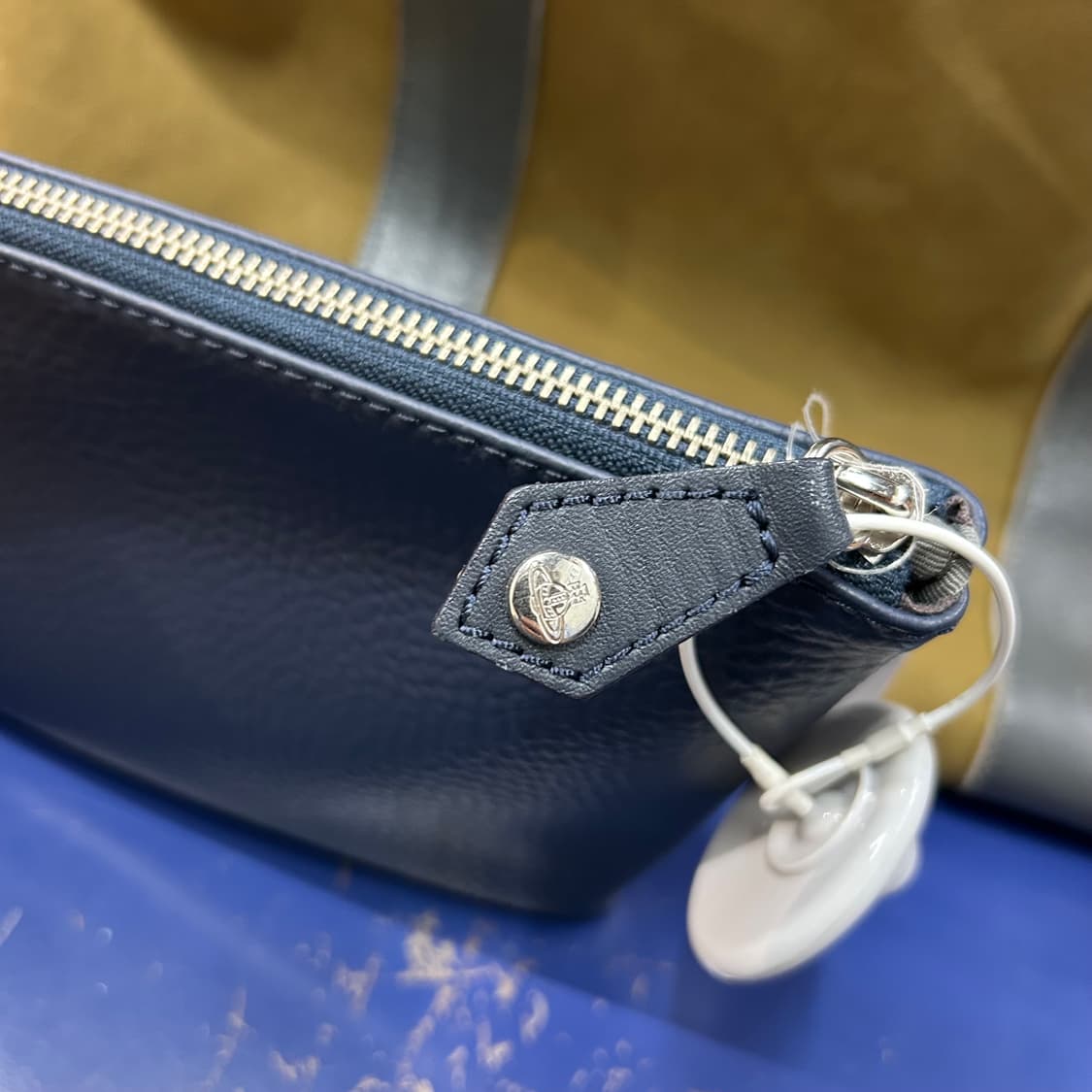 Vivienne Westwood orb leather pouch 상품이미지4