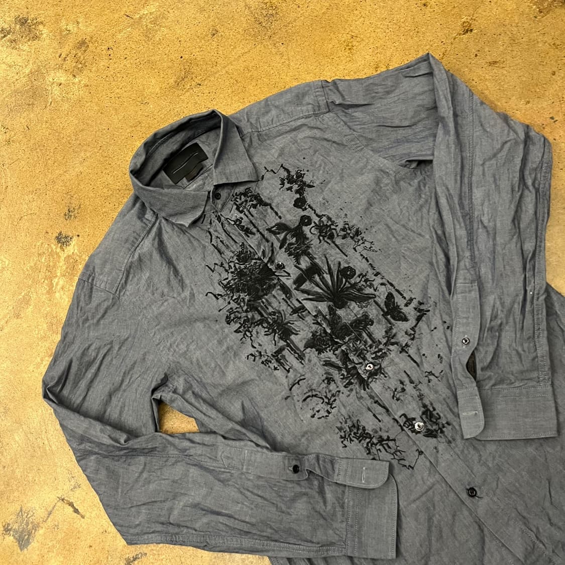 [정품] 디젤 블랙 골드 패턴 프린팅 긴팔 셔츠 그레이 b16 상품이미지1