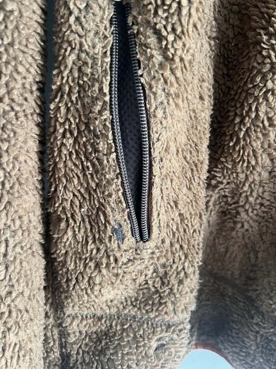 파타고니아 클래식 레트로-X 플리스 자켓 러스티드 켈프 상품이미지3