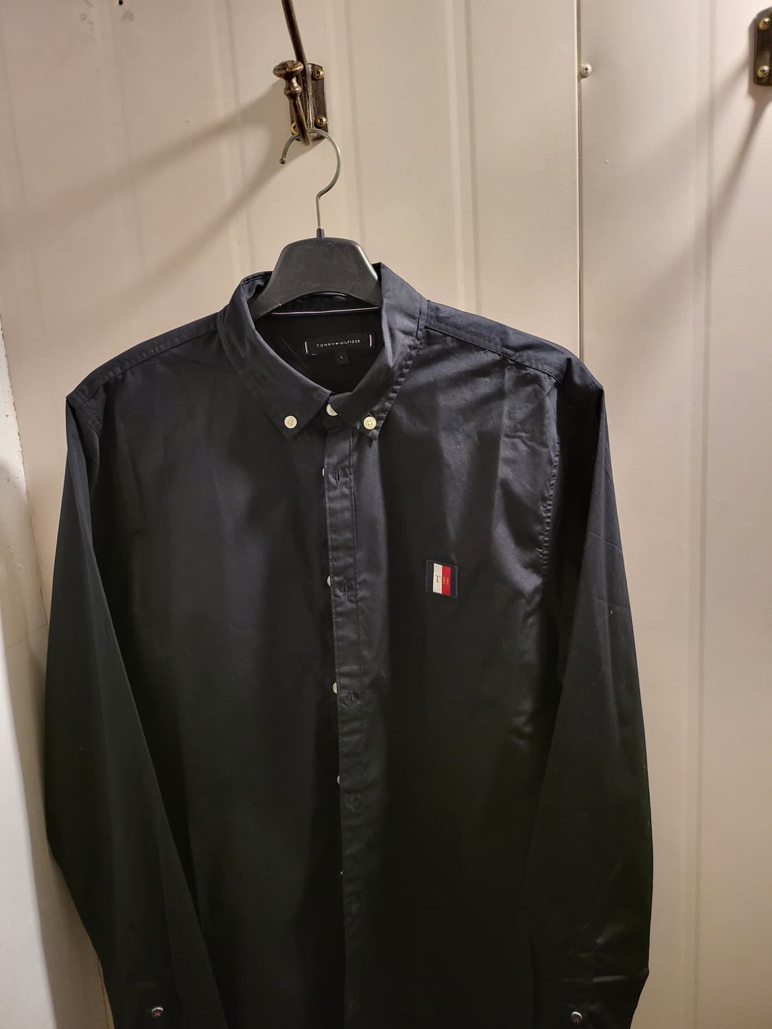 타미힐피거 블랙 셔츠 상품이미지2