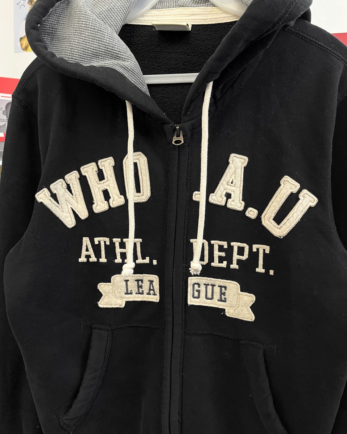 후아유 아플리케 아치로고 후드집업 블랙 상품이미지6