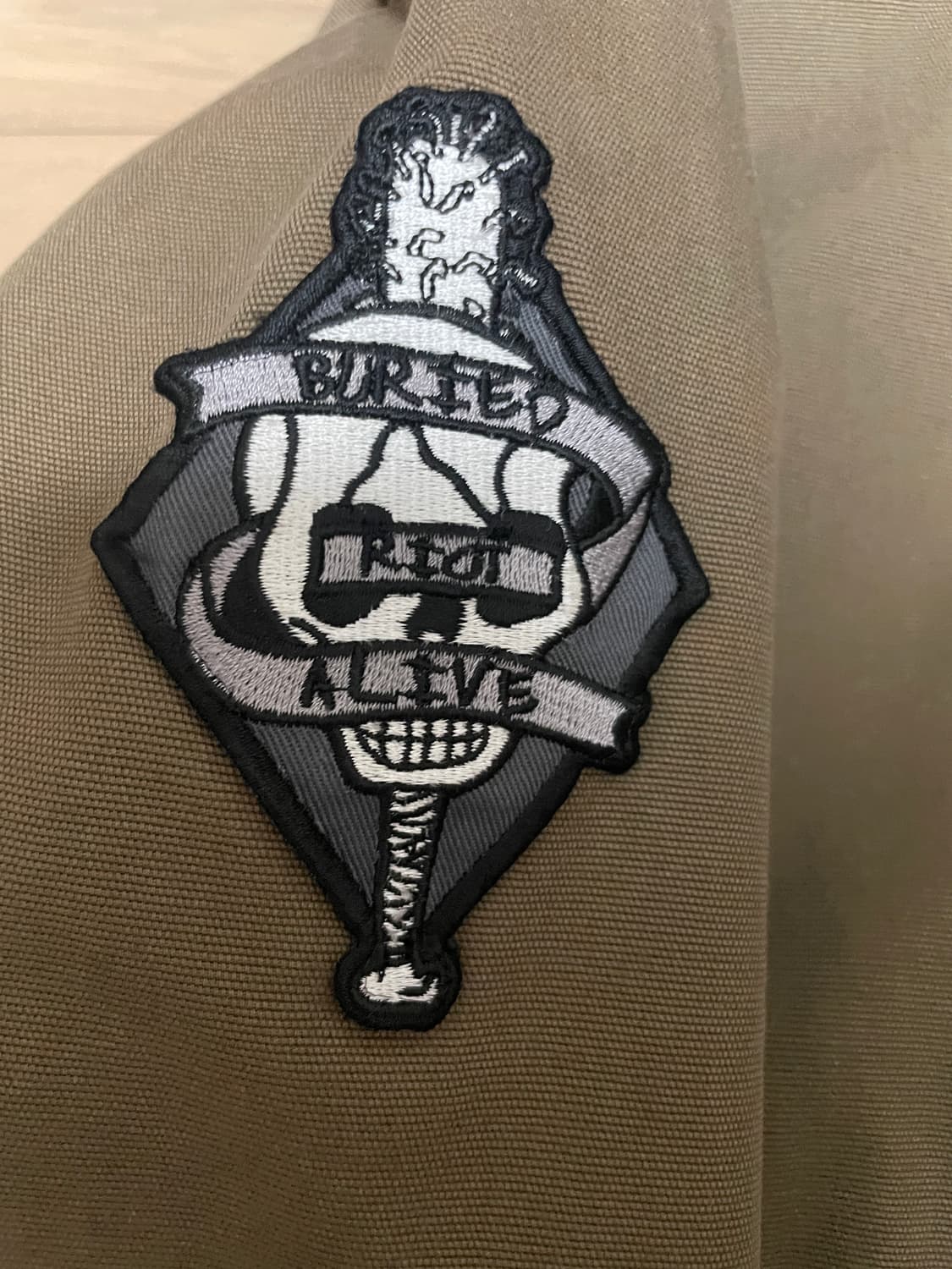 베리드 얼라이브 상품이미지3