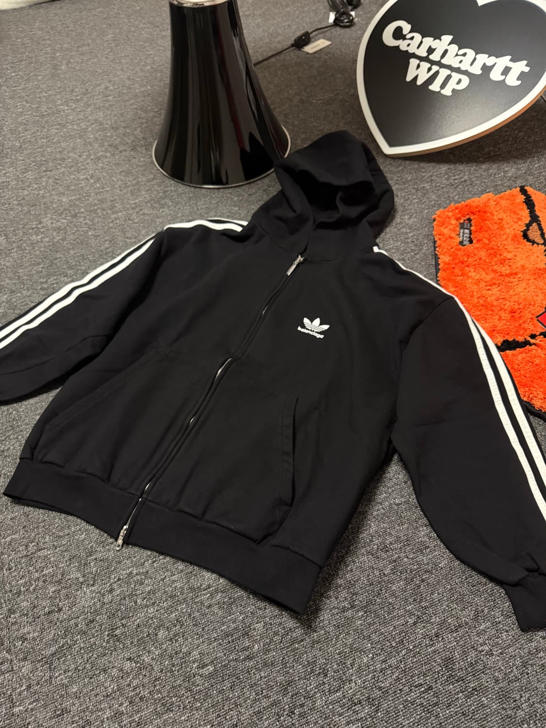 [XXS] 발렌시아가 X 아디다스 후드 집업 스몰핏 블랙 상품이미지3