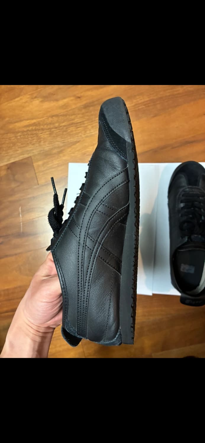 오니츠카타이거 멕시코66 올블랙 265사이즈 상품이미지2