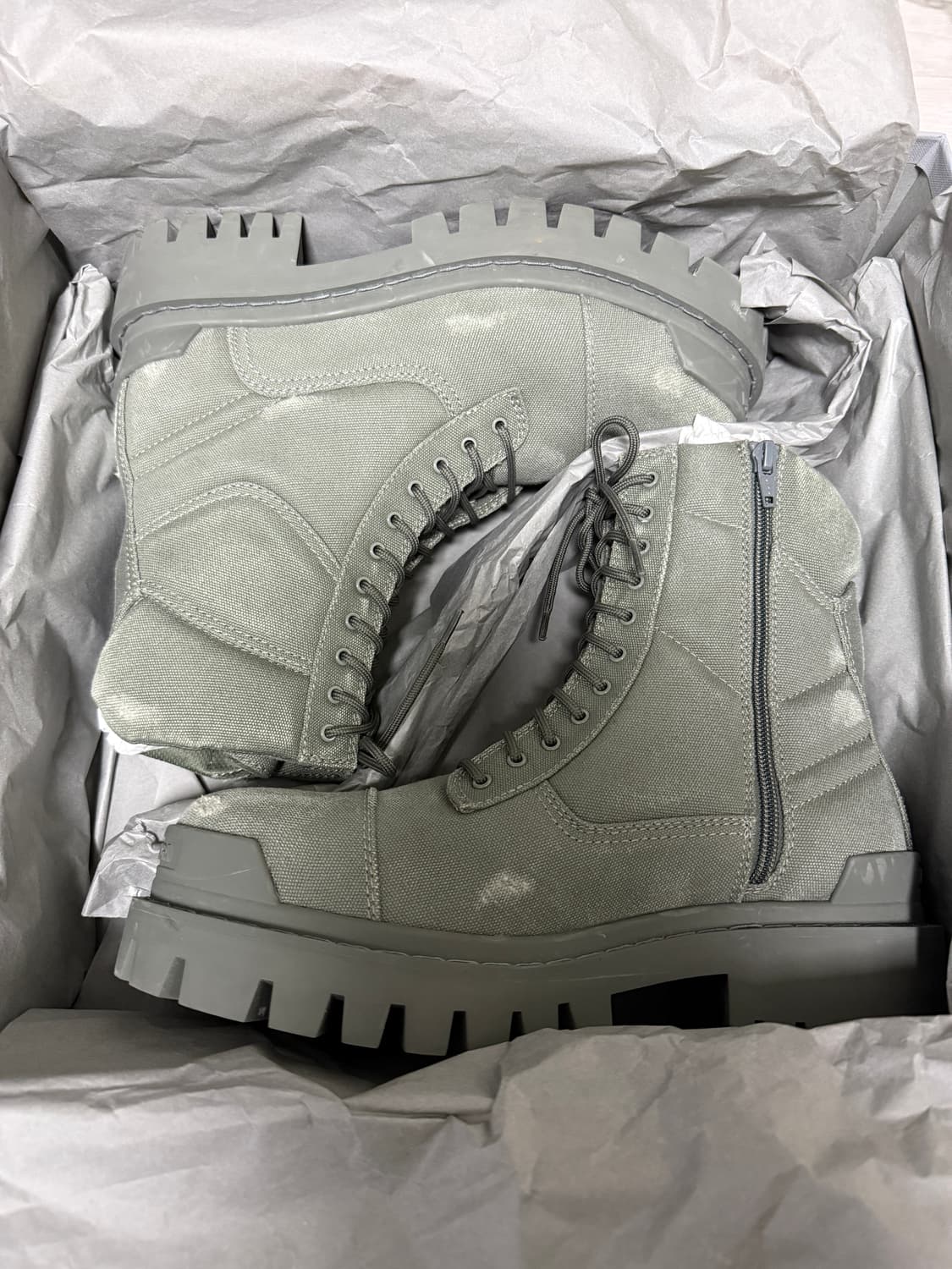 [40]발렌시아가 컴뱃 스트라이크 부츠 카키 판매 상품이미지8