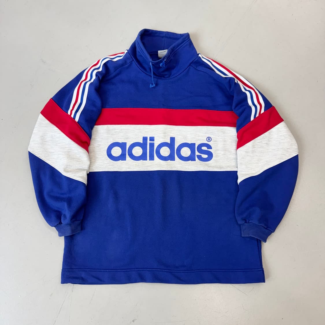 아디다스 90s 빅로고 풀오버 올드스쿨 오버핏 롱슬리브 맨투맨 상품이미지2