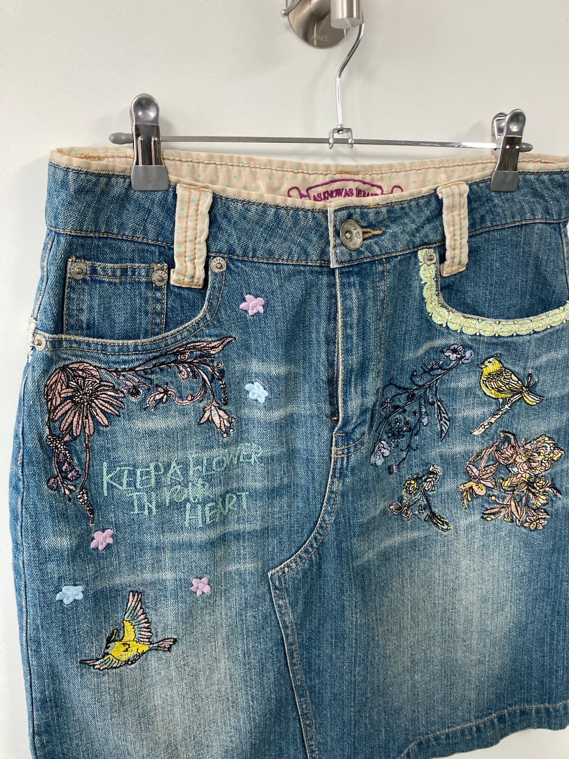 자수 신치백 데님 스커트 상품이미지4