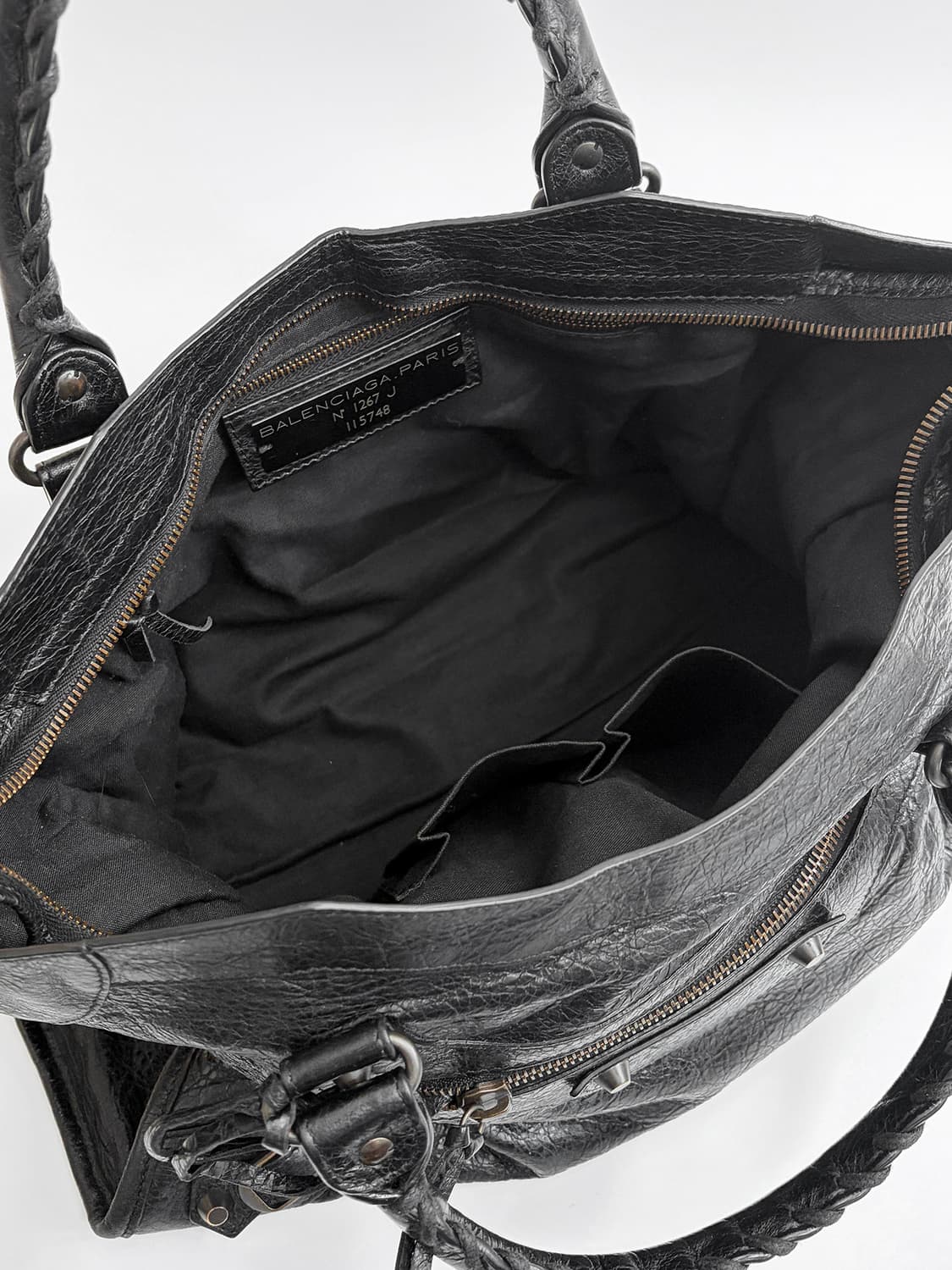 발렌시아가 클래식 시티백 미듐 판매합니다. 상품이미지6