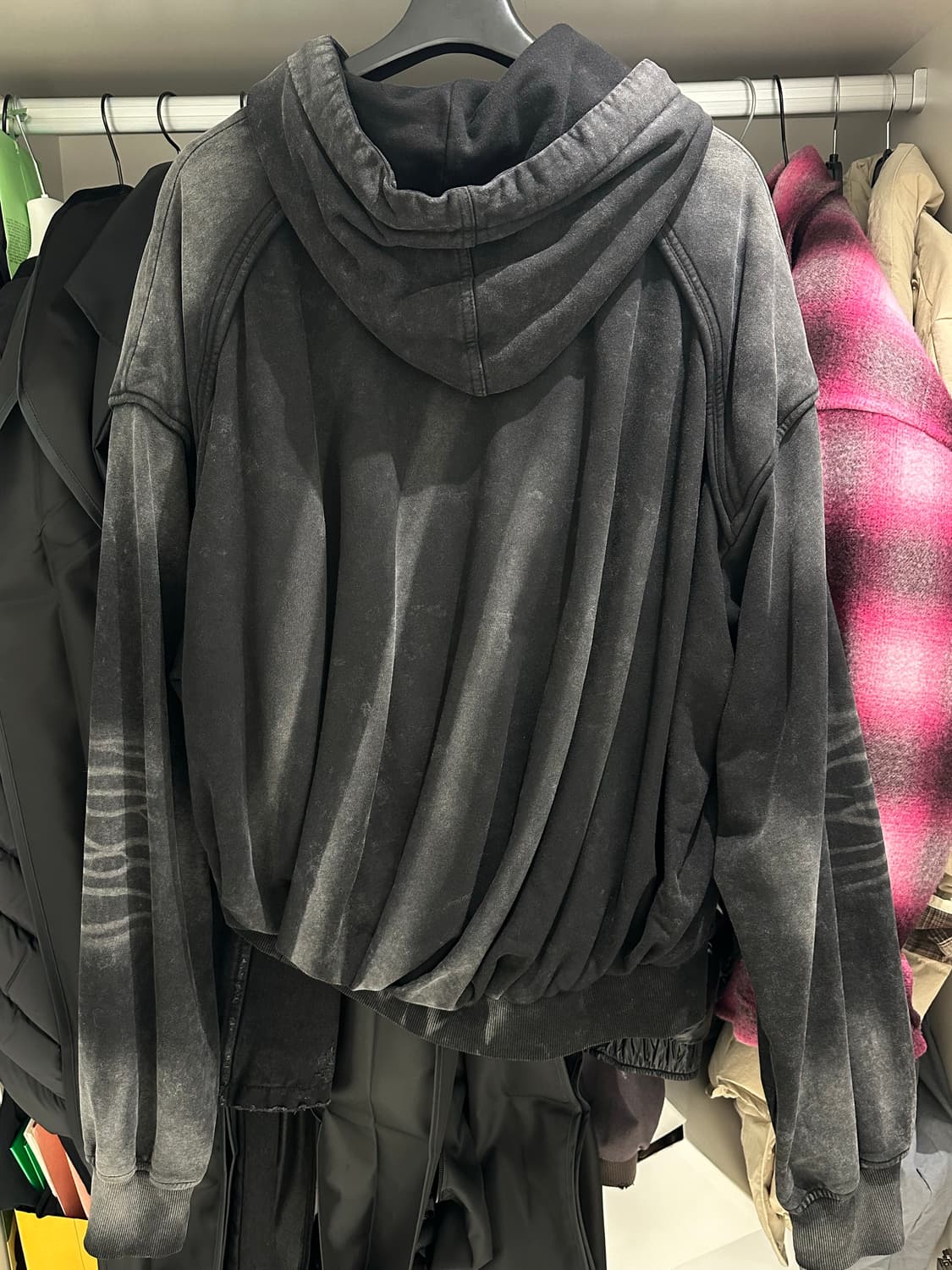 준지 컬렉션 라인 트위스트 후드 상품이미지2