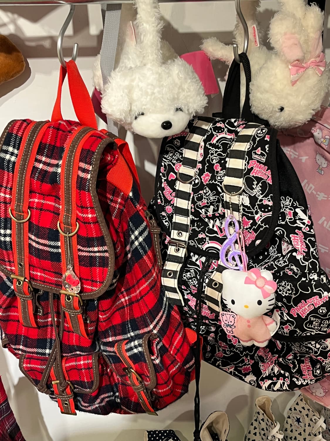 크리스마스 무드의 레드 체크무늬 백팩 🎄 상품이미지2
