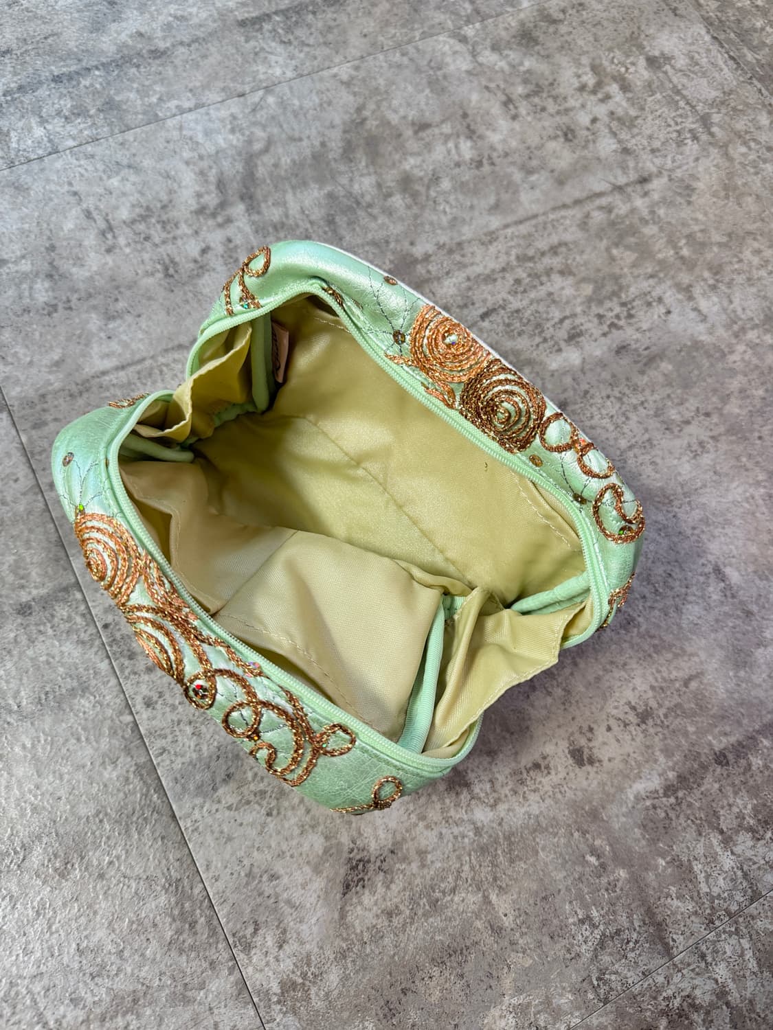 spagle satin pouch 상품이미지3