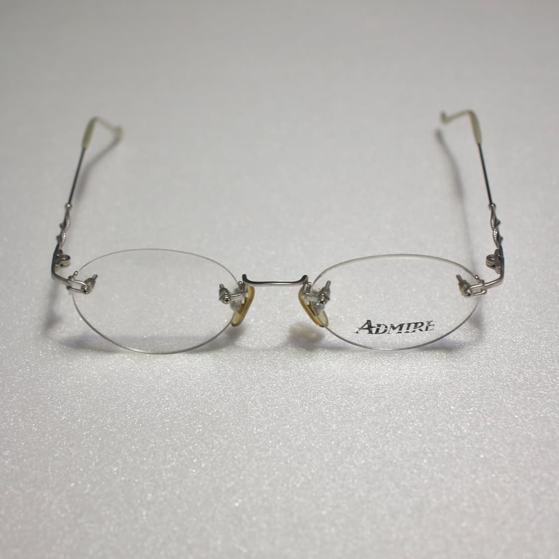 ADMIRE 뱀무늬 디테일 무테 안경 상품이미지3