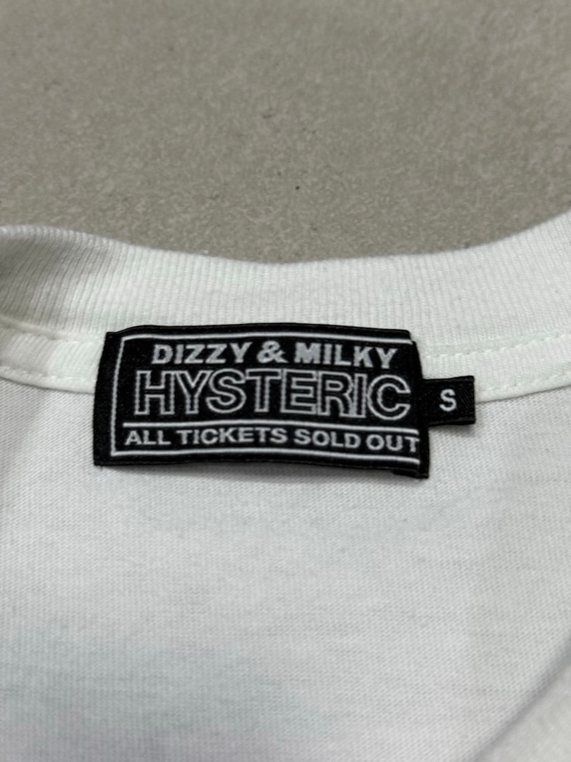 히스테릭 글래머 히스걸 롱슬리브 티셔츠 상품이미지3