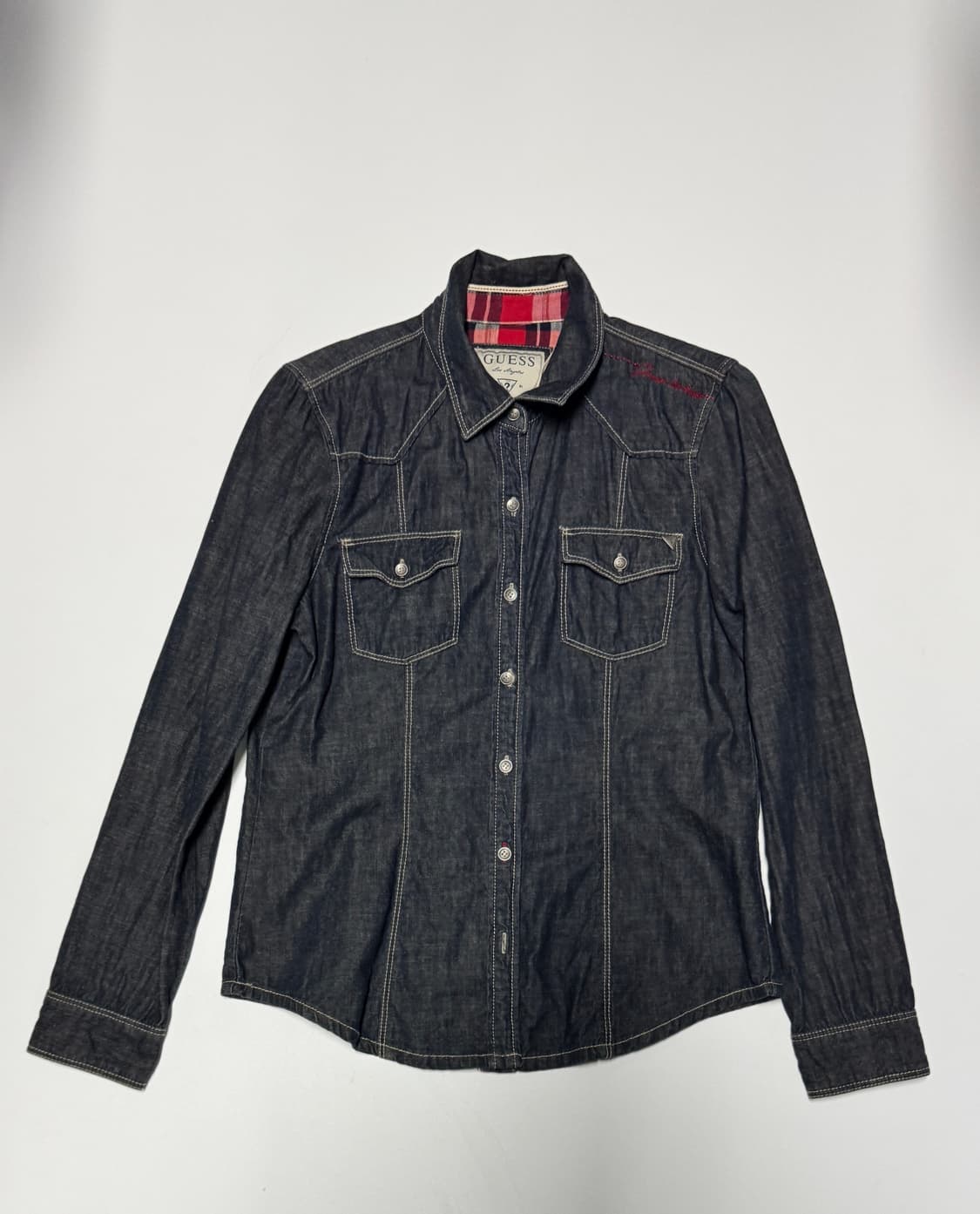 여성 게스 Guess 레드 자수 빈티지 워싱 데님셔츠 S 상품이미지1