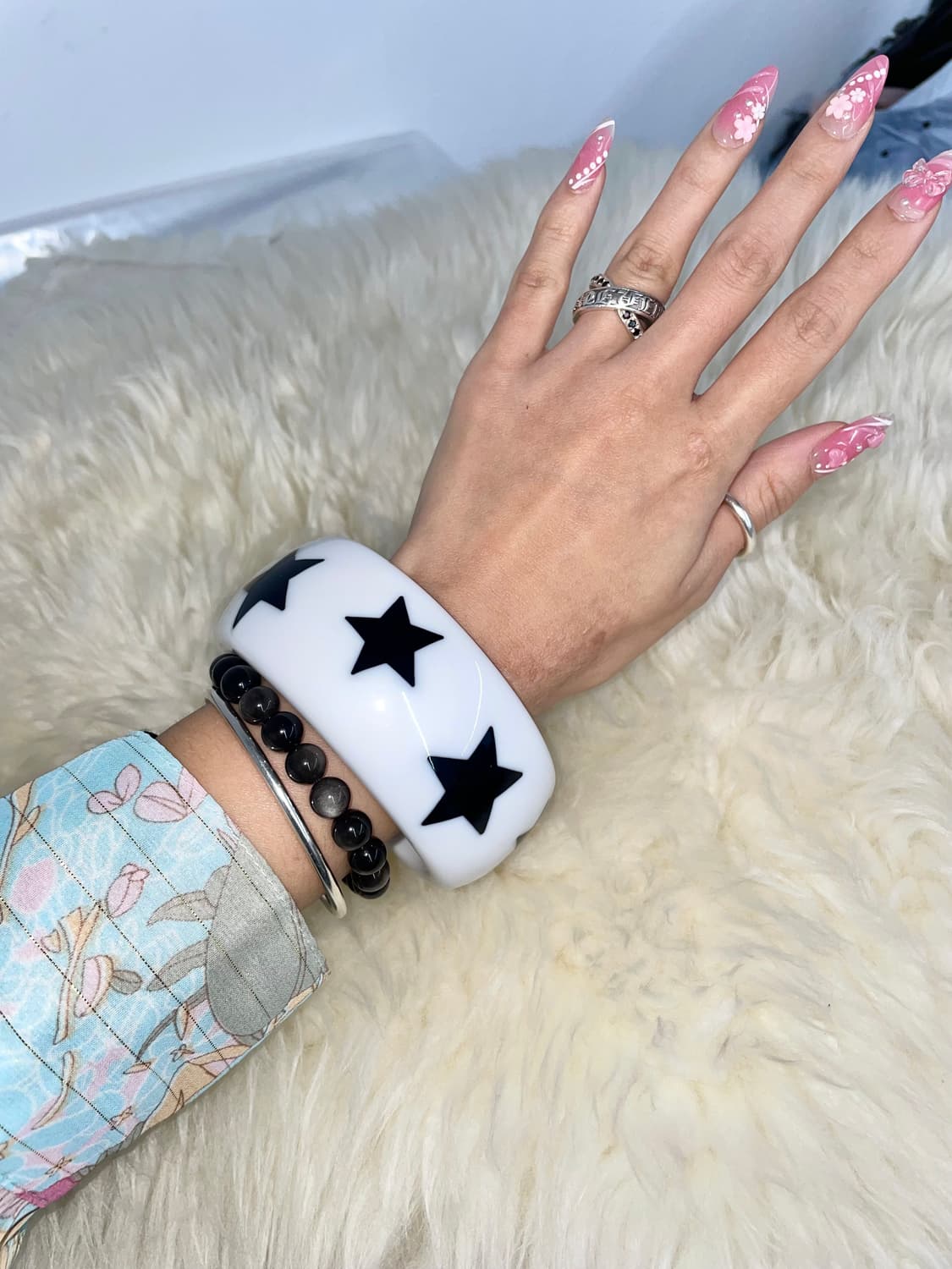 화이트 스타 뱅글 팔찌 상품이미지1