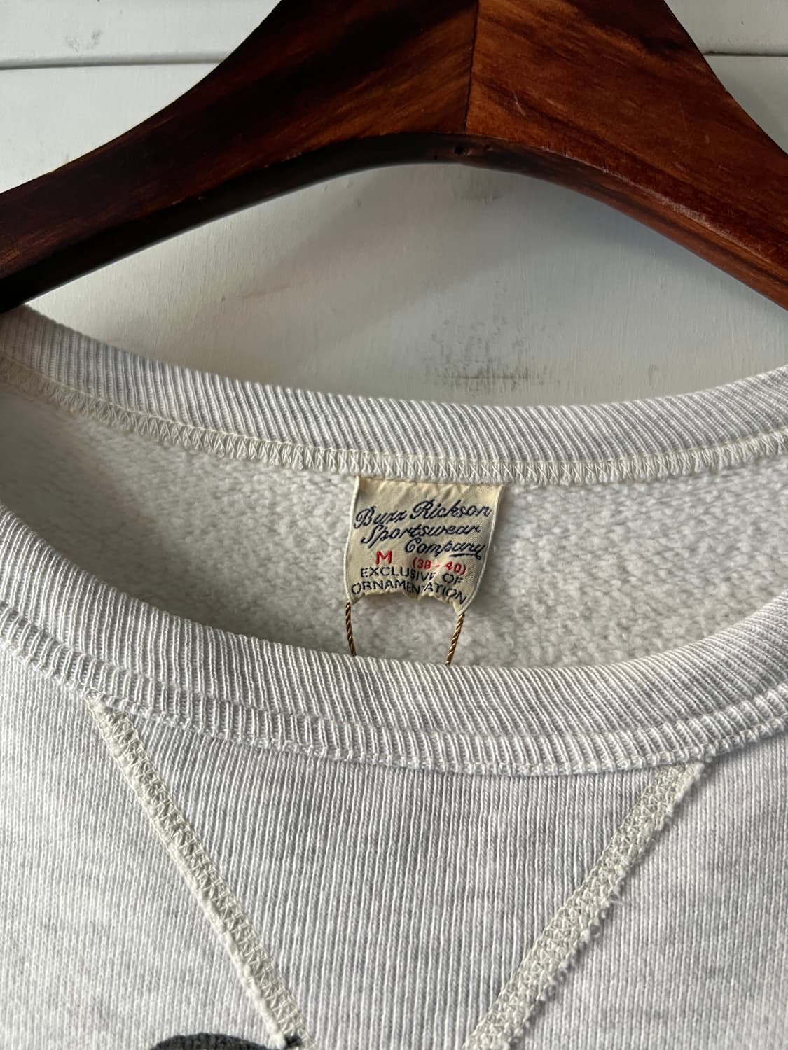 [M]버즈릭슨 스누피 1968 베트남전 멜란지 스웻셔츠 상품이미지3