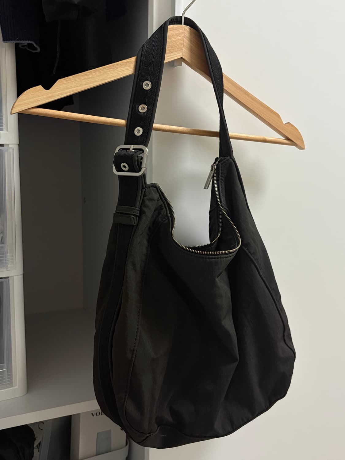 자라 나일론 버킷백 상품이미지2