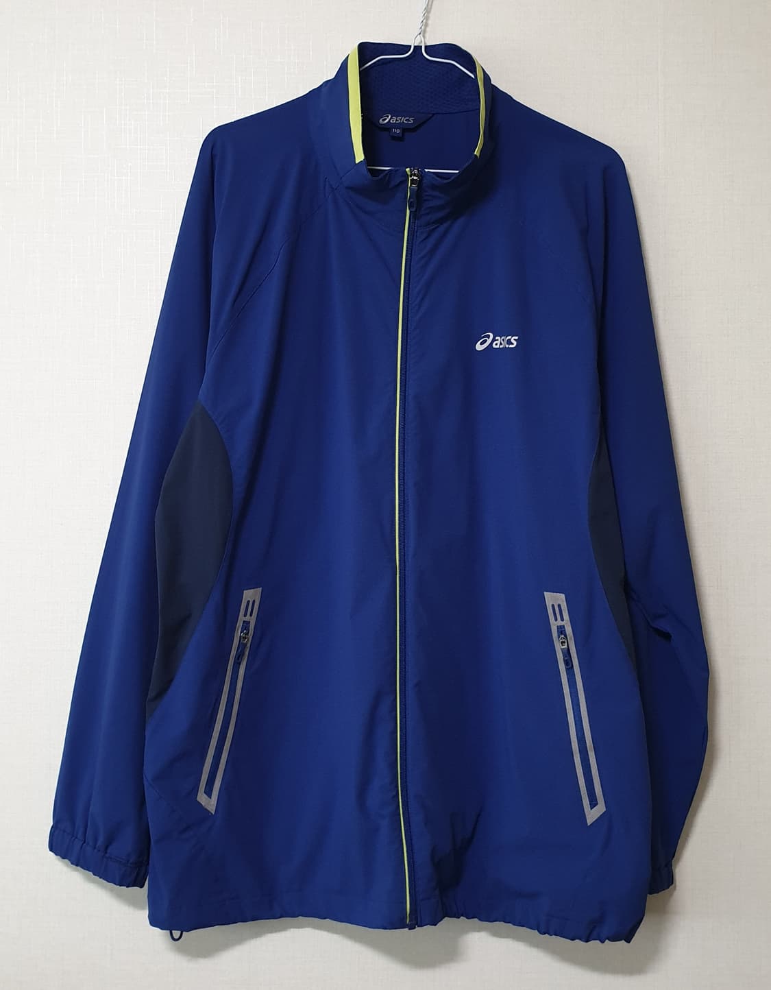아식스 바람막이 자켓 110사이즈  상품이미지1