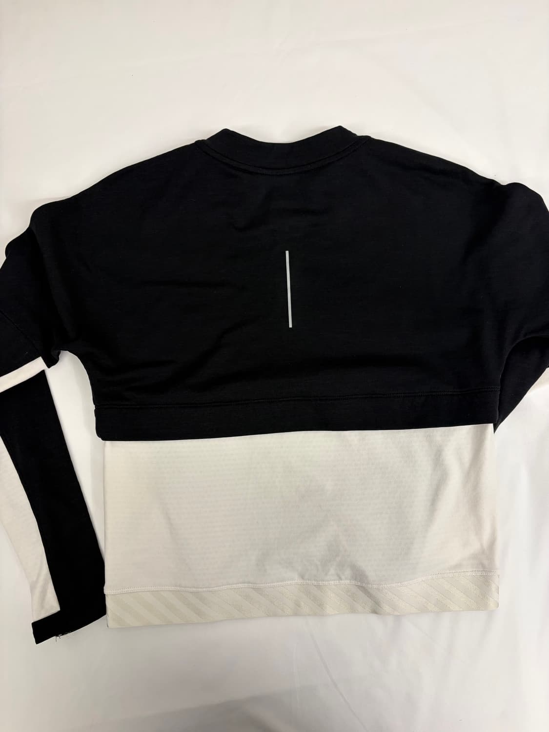 [S] 나이키 러닝 드라이핏 긴팔 티셔츠 블랙 상품이미지4