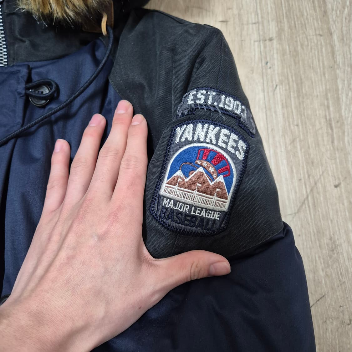 MLB 엠엘비 1903 후드털 다운 패딩 상품이미지4