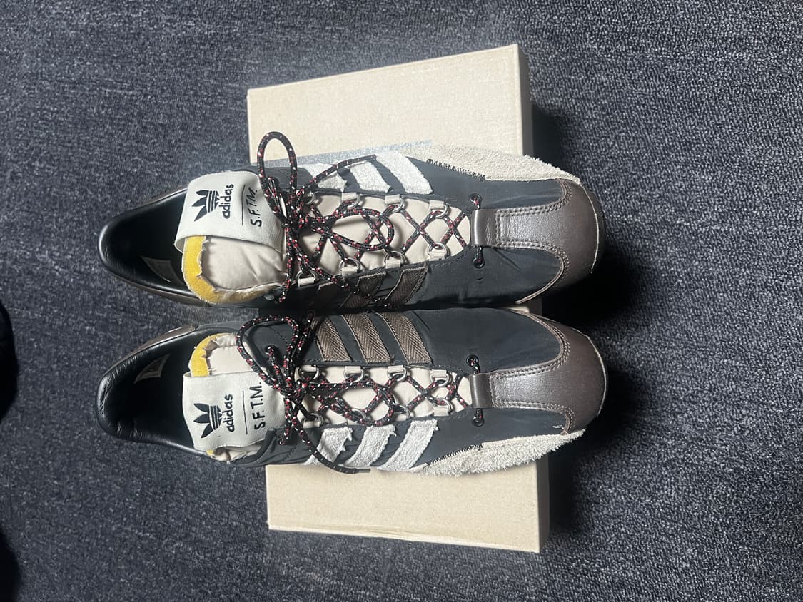 아디다스 x 송 포 더 뮤트 컨트리 OG 코어 블랙 코어 화이트 상품이미지2