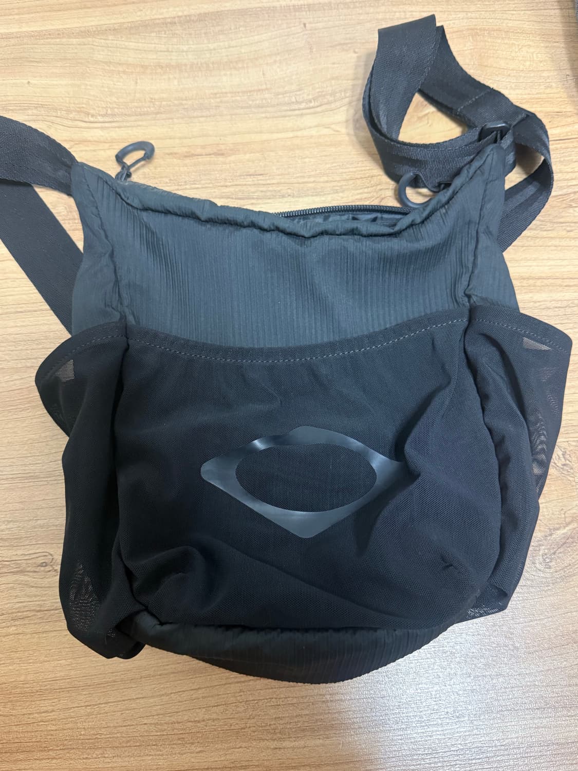 미스치프 크로스백 상품이미지1