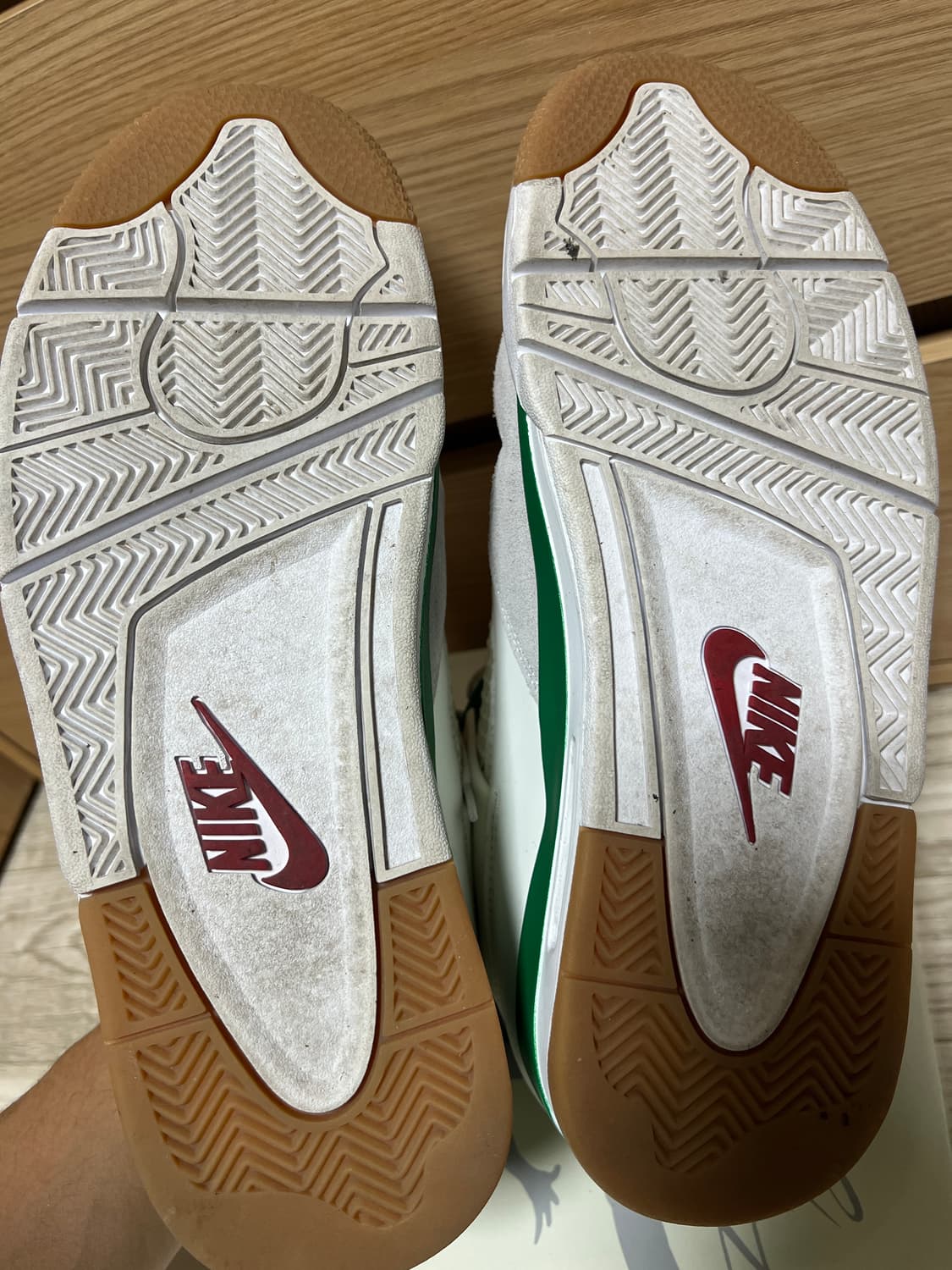 조던4 x 나이키SB 파인그린 280 상품이미지5