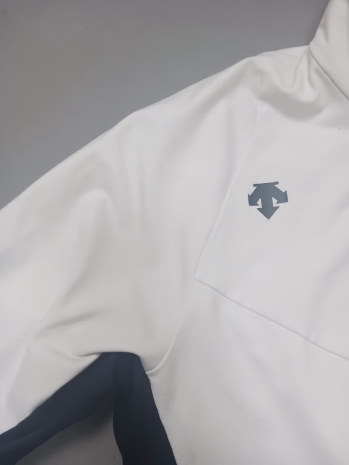 [XL] 데상트 벡터 스포츠시스템 집업 자켓 상품이미지3