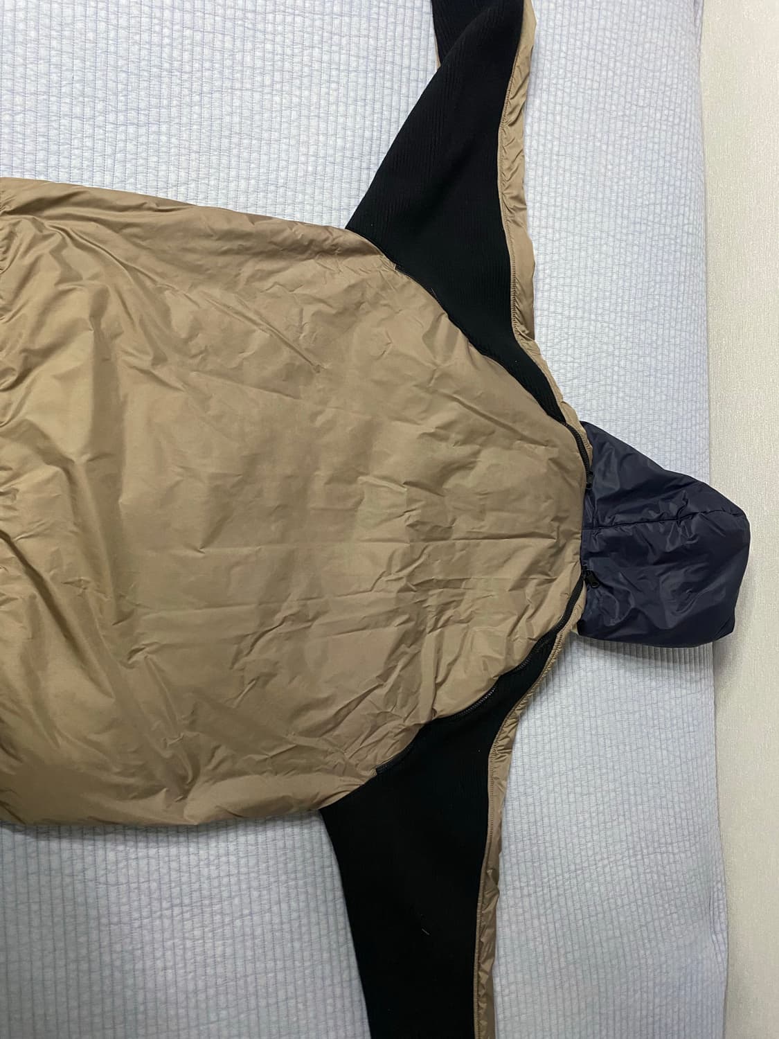 21FW 발렌티노 WV3CJG25 후드 맨투맨 (네고 가능) 상품이미지3