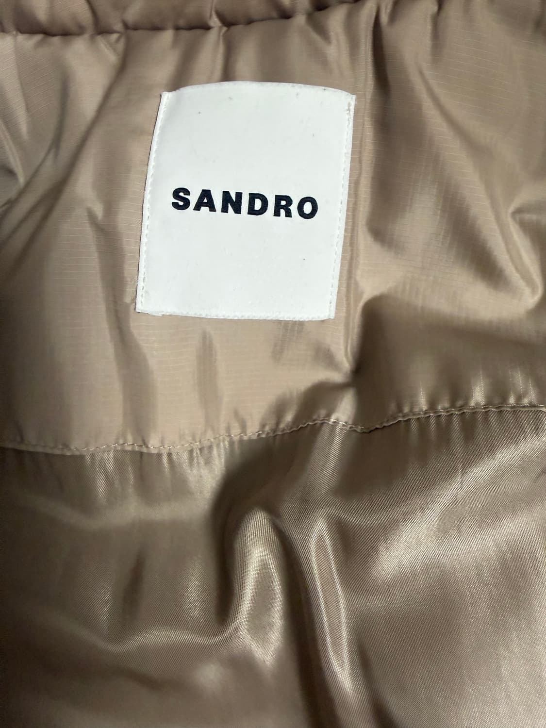 산드로옴므 카라 베이지 크롭 패딩 상품이미지4