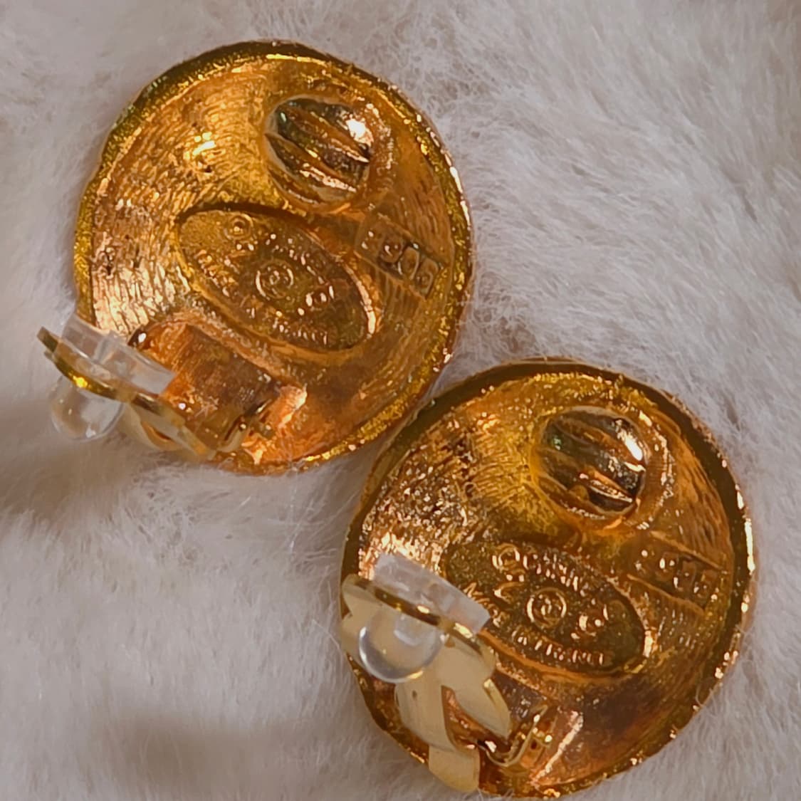 샤넬 빈티지 금장 트위드 cc 로고 클립형 귀걸이 상품이미지3