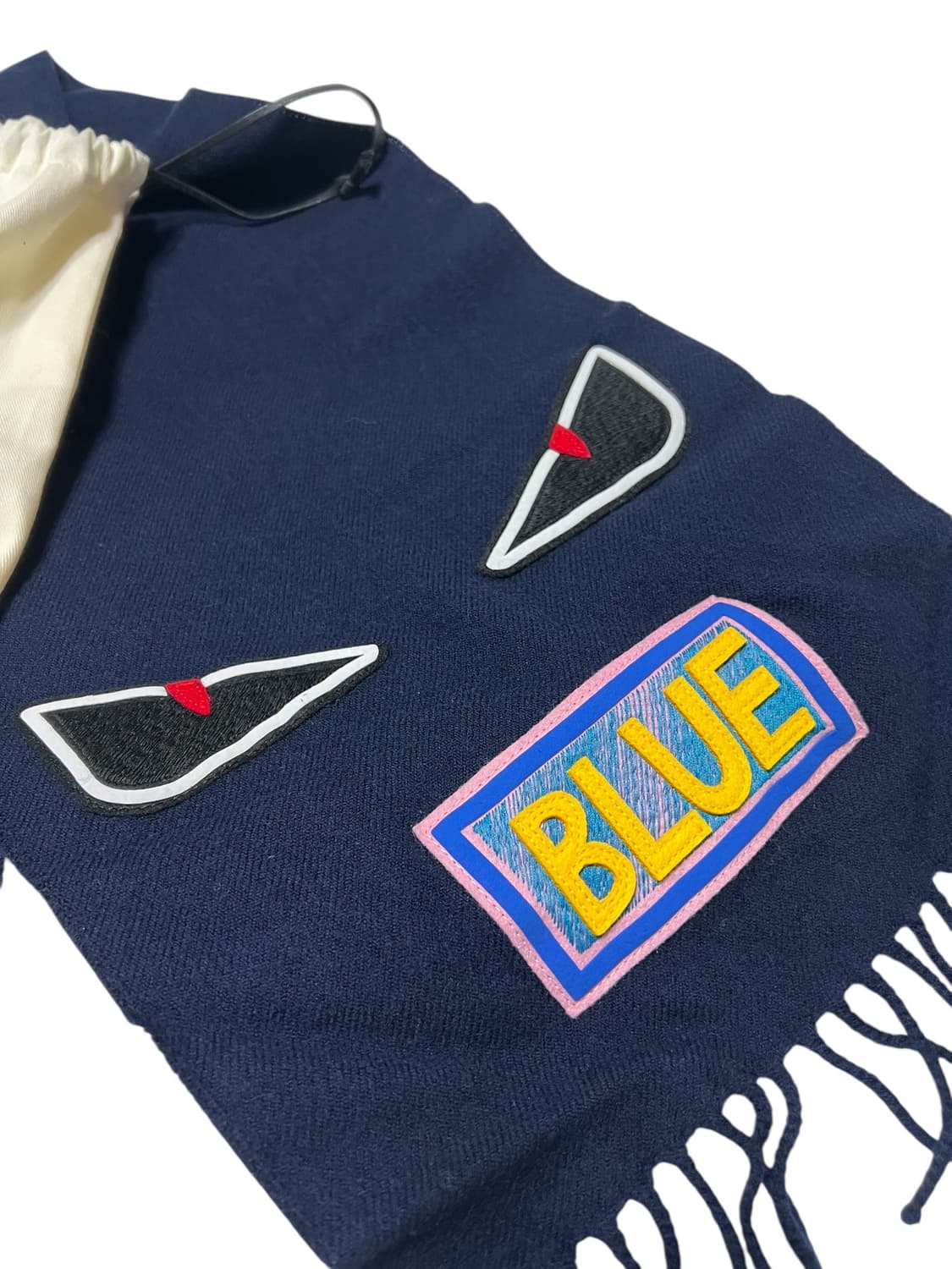 팬디x도버스트릿 뉴욕 리미티드 머플러 상품이미지2