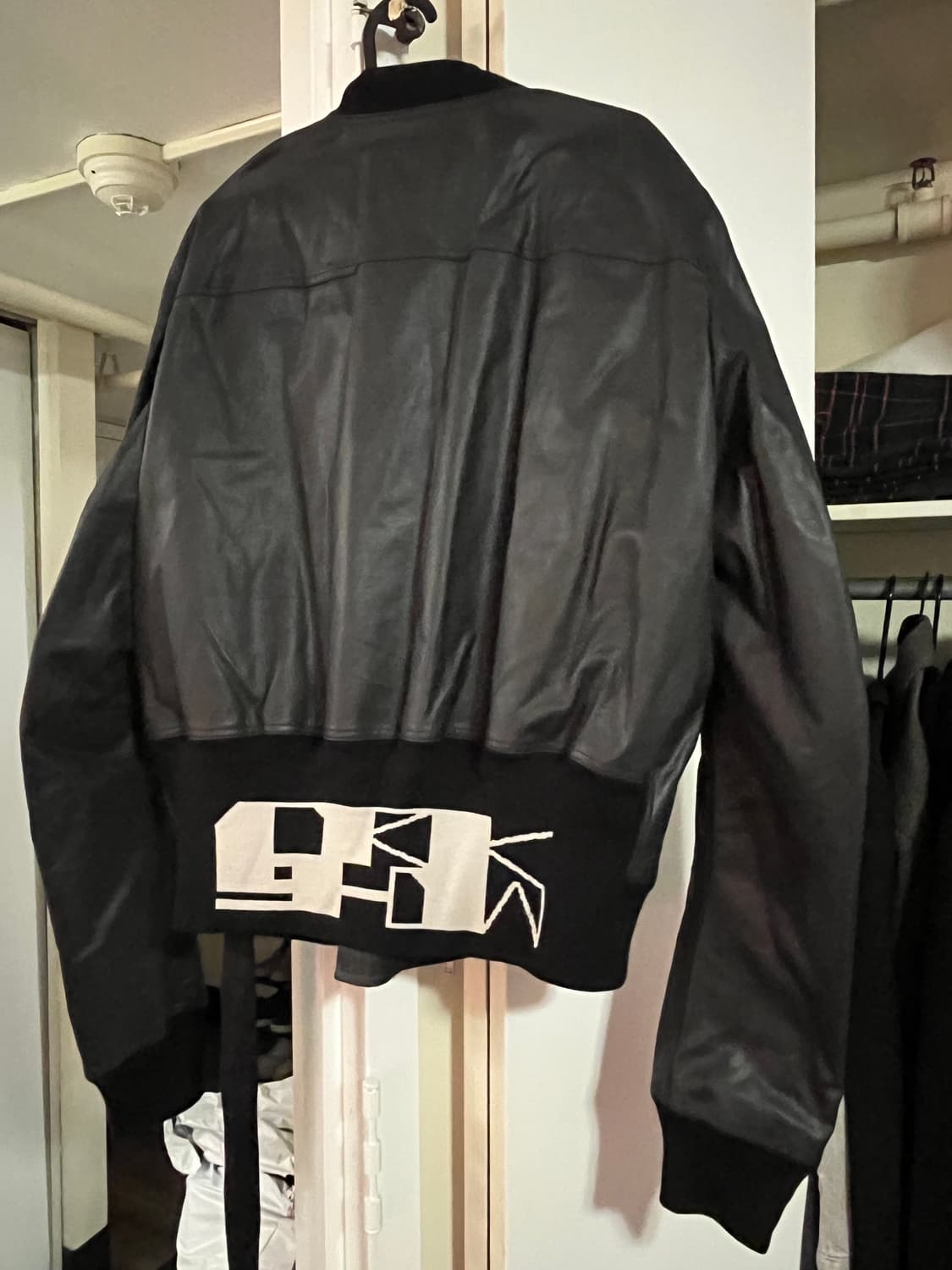 릭오웬스 다크쉐도우 봄버 L 상품이미지5