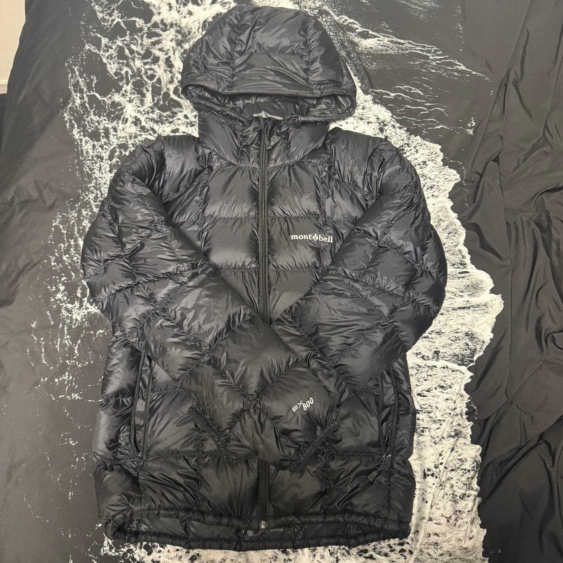 S 몽벨 슈페리어 다운 파카 블랙 경량패딩 팝니다. 상품이미지1