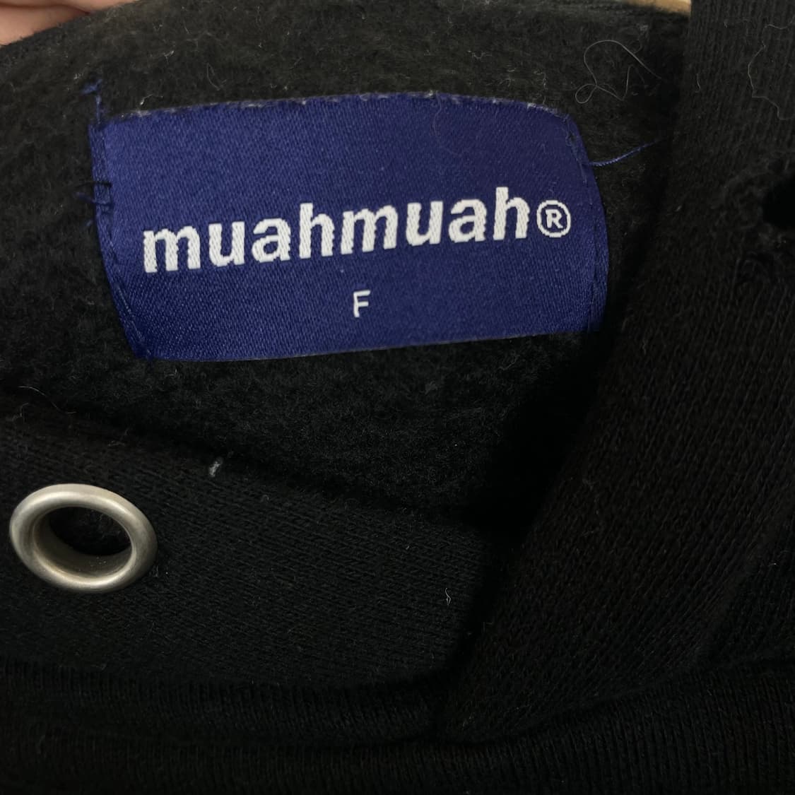 muahmuah 블랙 muah 빅로고 후드티 상품이미지4