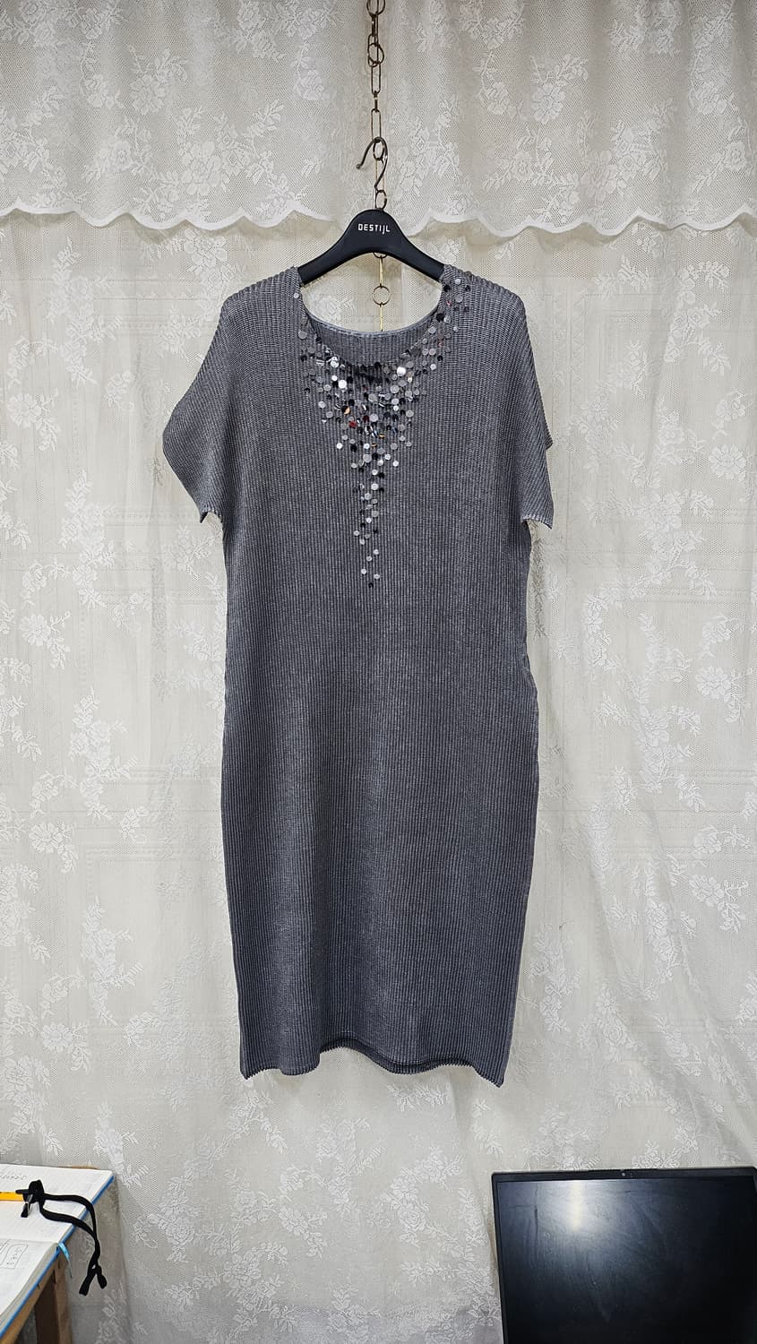 스피치오 주름 스팽클 원피스  상품이미지1