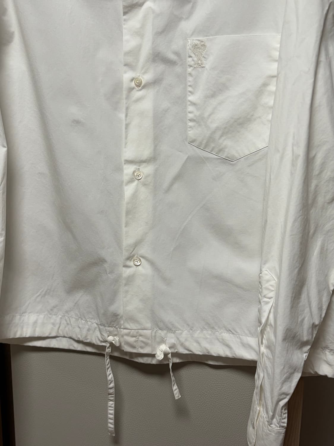 아미 드로스트링 화이트 셔츠 상품이미지5