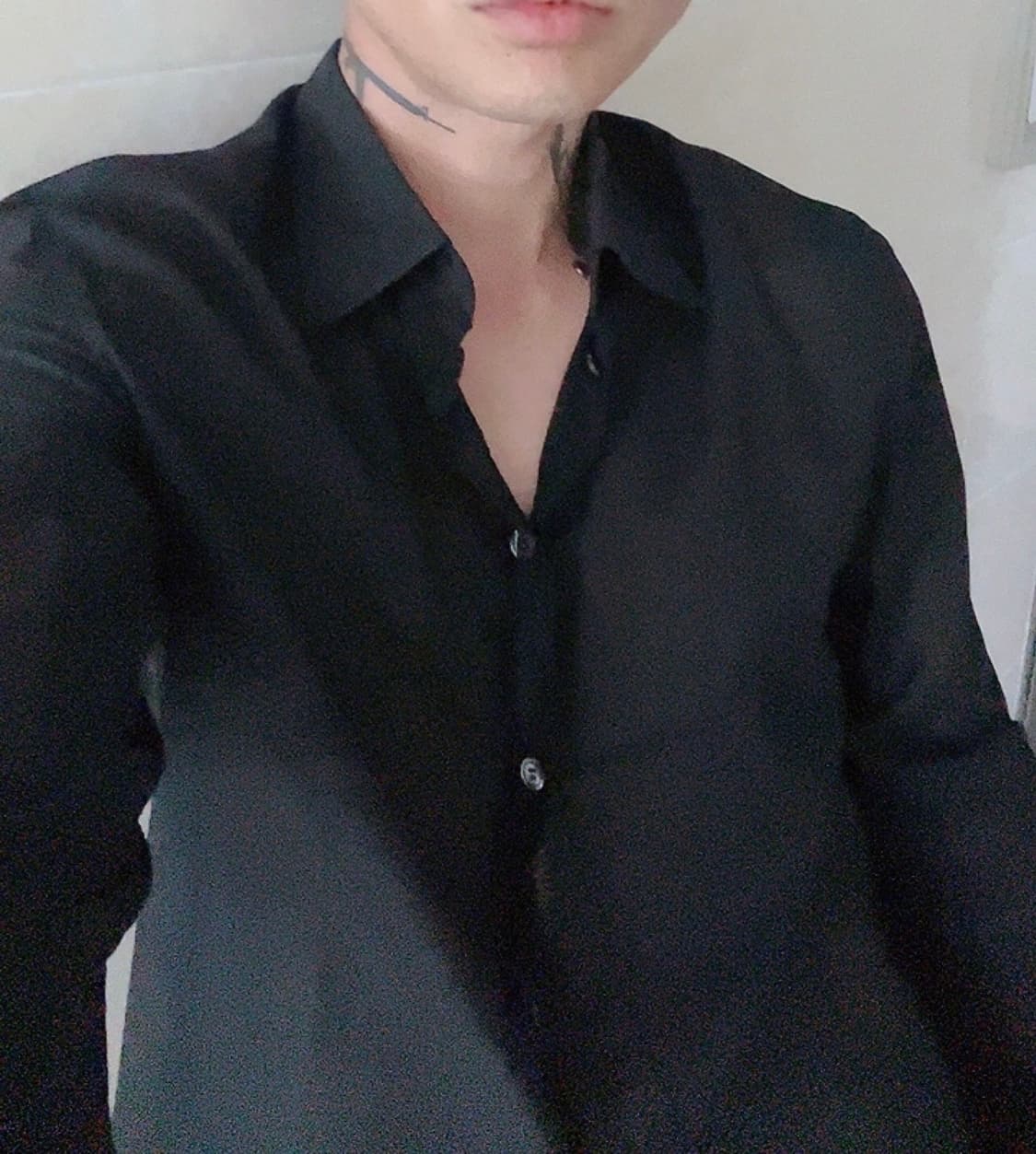 캐롤 크리스찬 포엘 블랙셔츠 상품이미지1
