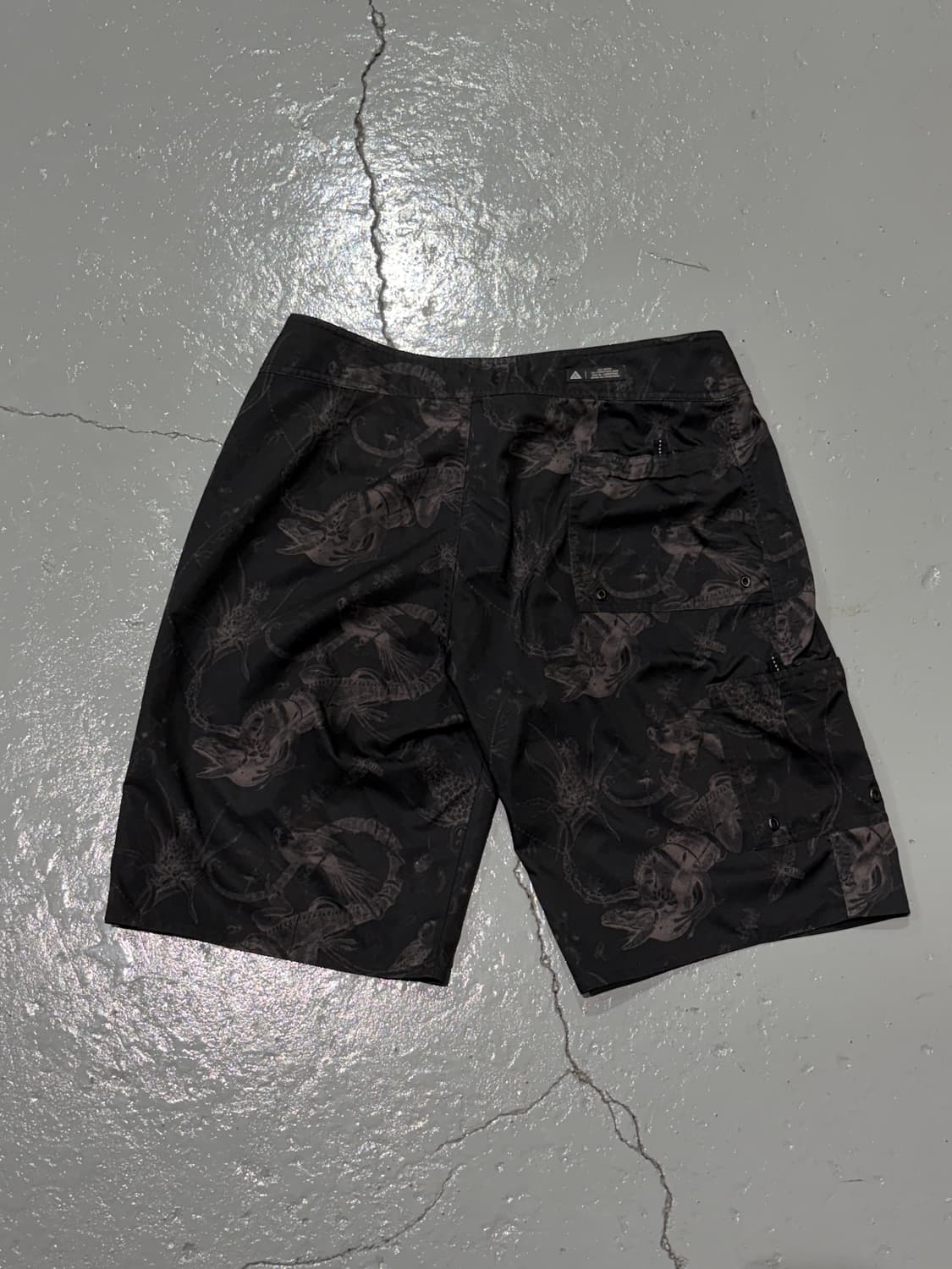 Nike ACG (나이키) 블랙 패턴 반바지 상품이미지6