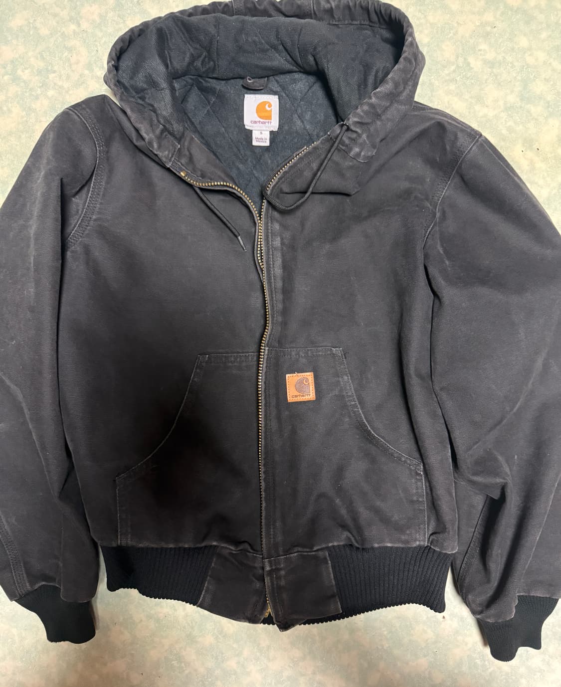Carhartt J130 BLK Sandstone Duck Active  상품이미지1