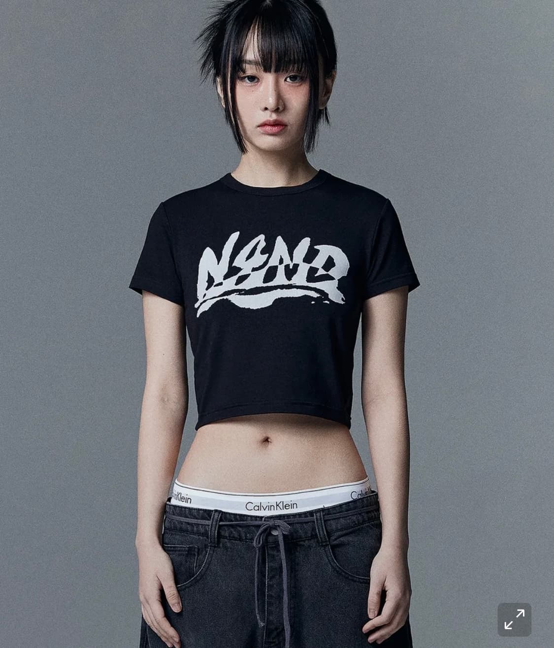 낫포너드 W Blunt N4ND Logo Crop Tee - Black 상품이미지1