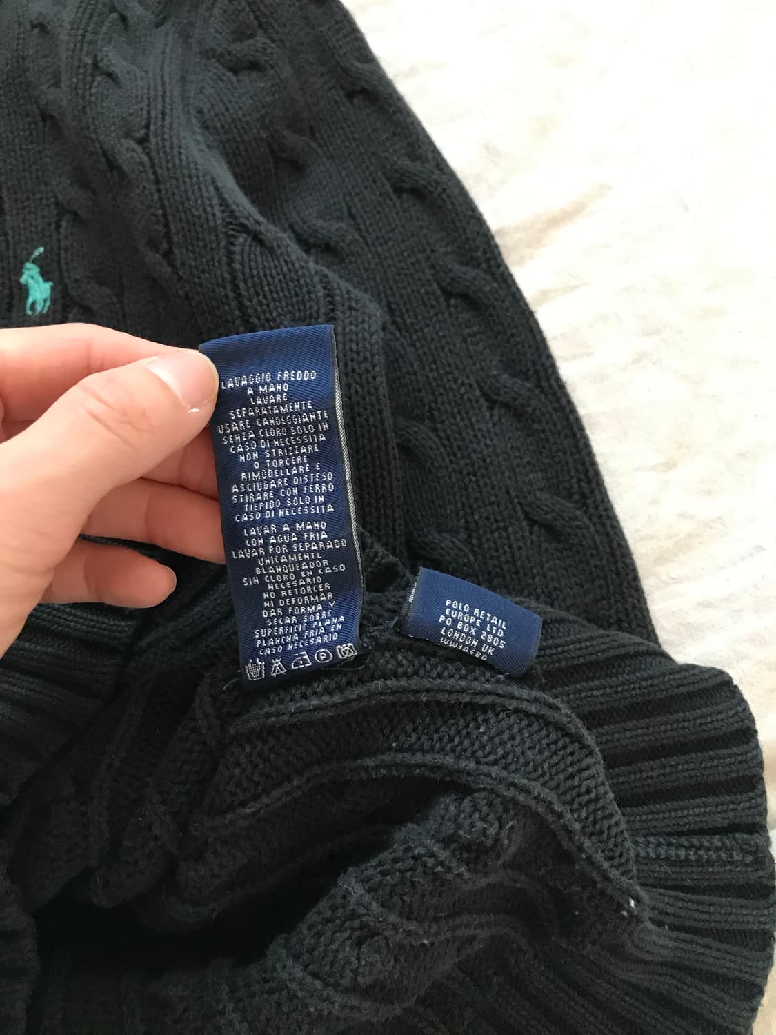 폴로 랄프로렌 포니로고 블랙 브이넥 케이블 니트 상품이미지9