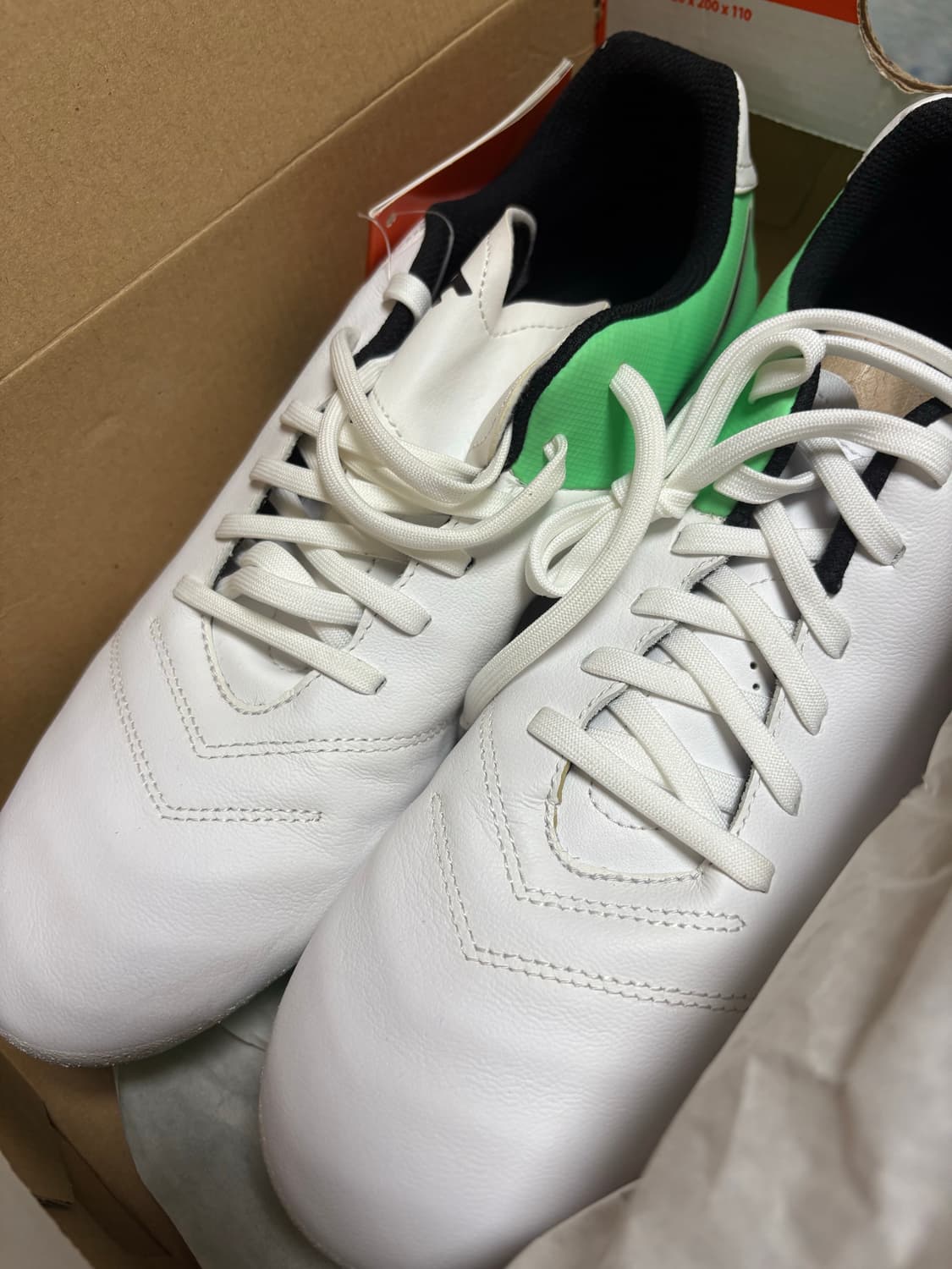 (280) 나이키 티엠포 제니오 2 상품이미지1