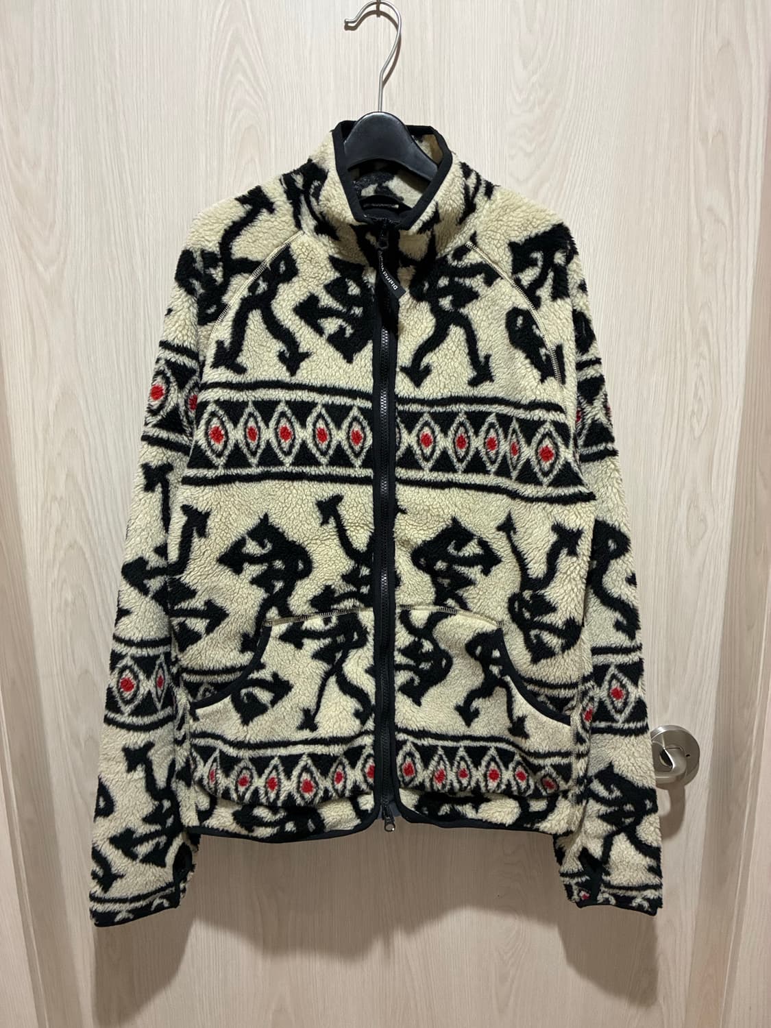 디스트릭트비전 후리스 상품이미지1