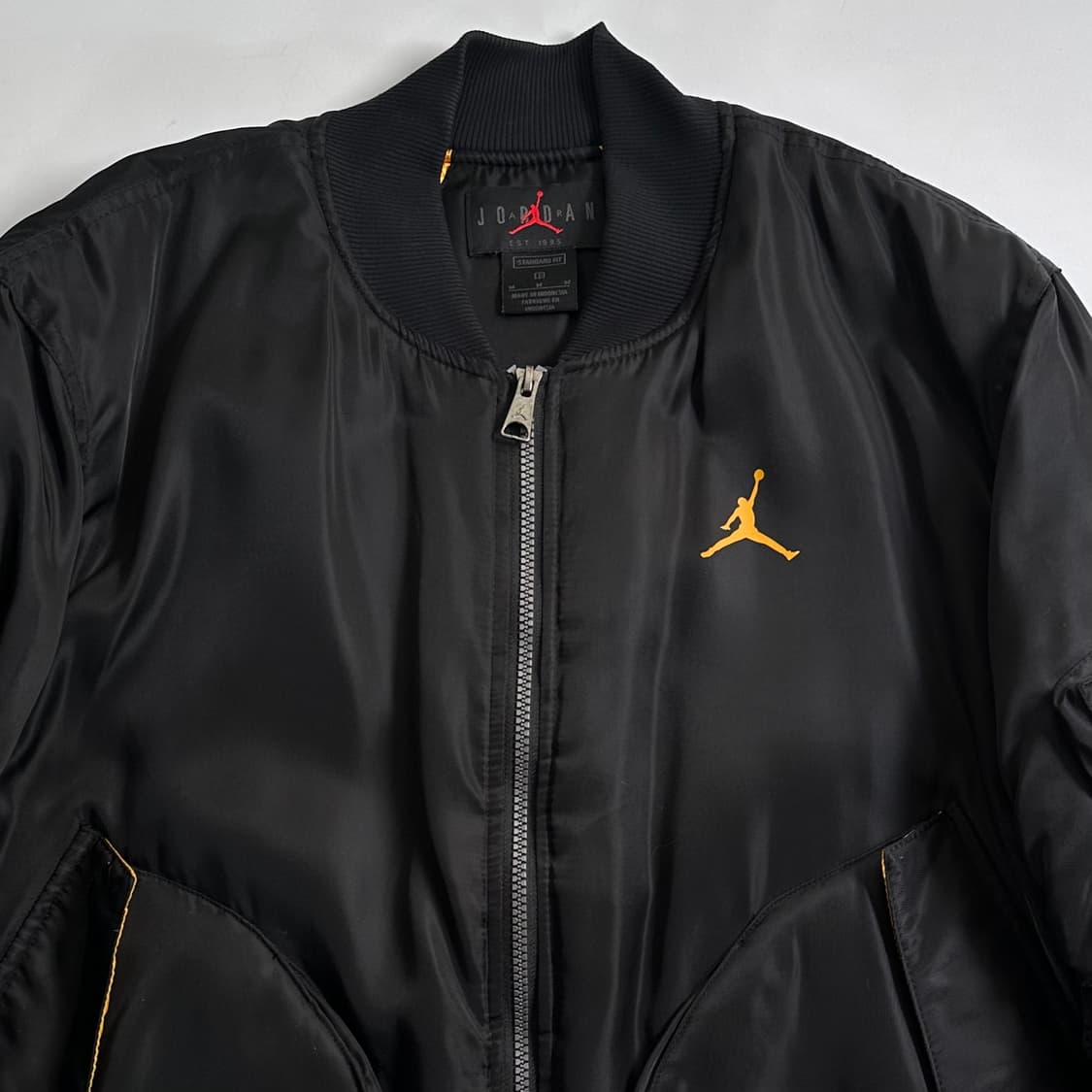 나이키 조던 봄버 자켓 상품이미지2