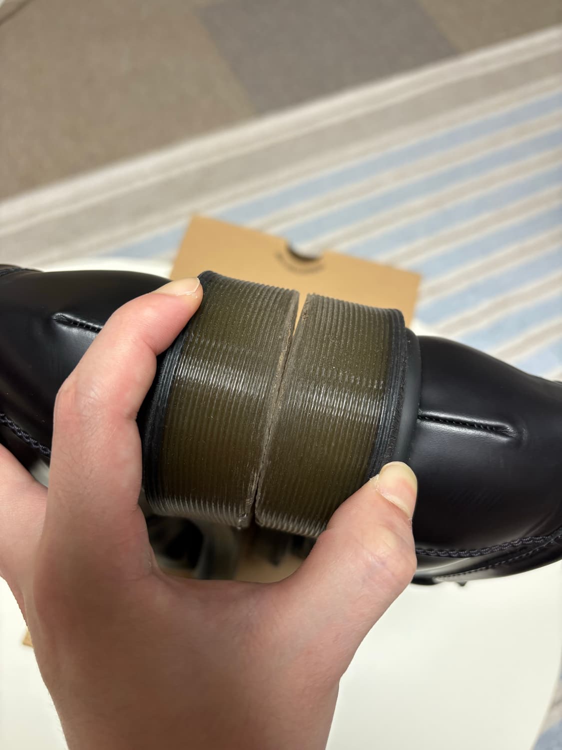 닥터마틴 아드리안 블랙 UK6 상품이미지4