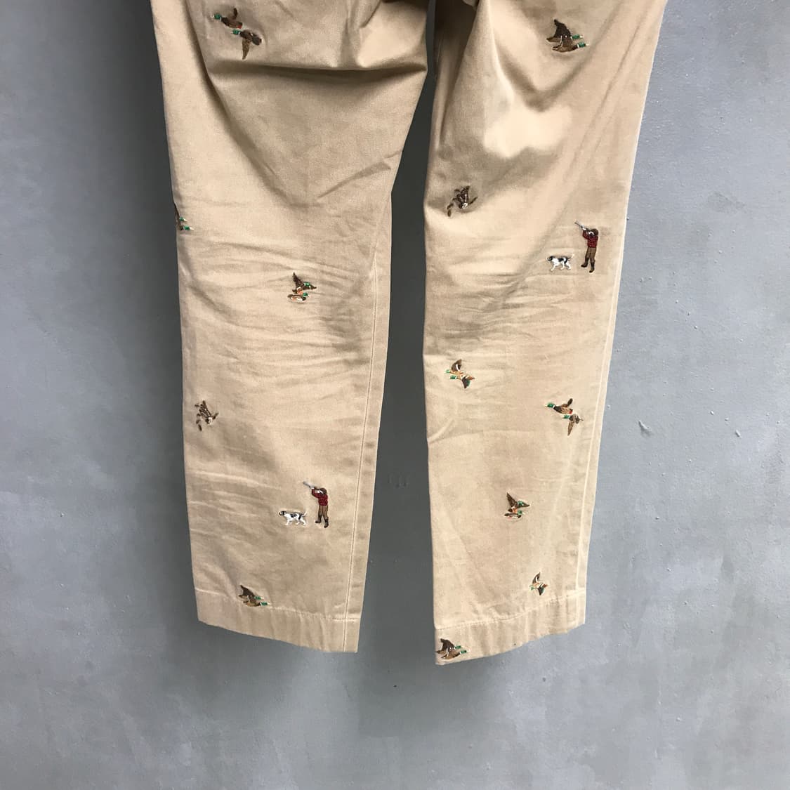 폴로 랄프로렌 멀티 자수 치노 팬츠 베이지 32/32 상품이미지3