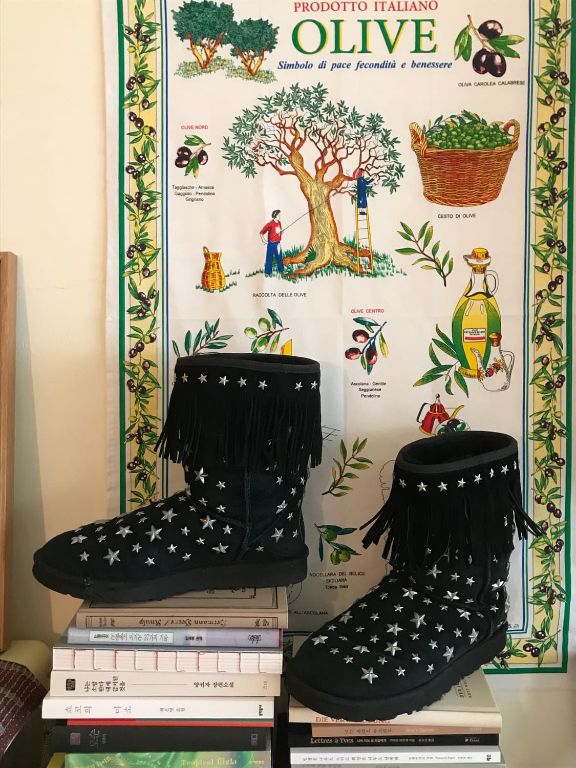 지미추 X 어그 스터드 부츠 상품이미지1