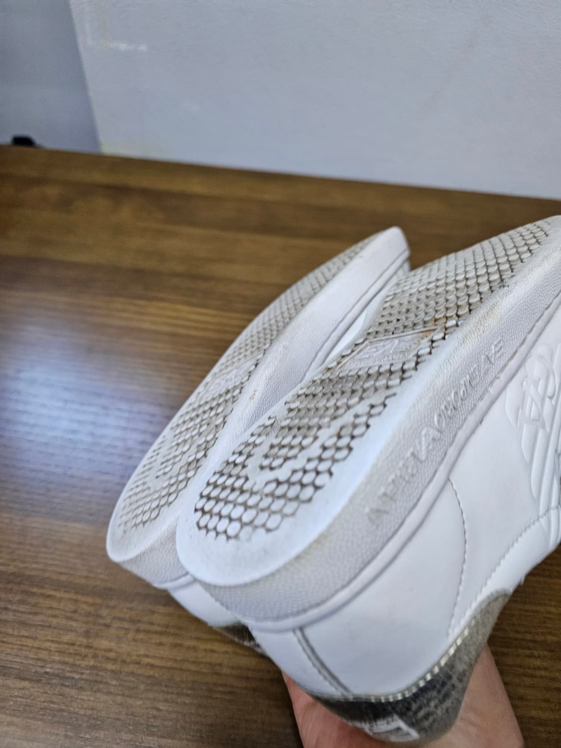 엠포리오 아르마니 스니커즈 상품이미지10