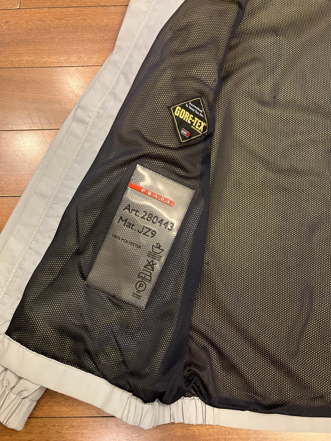 프라다 고어텍스 바람막이 점퍼자켓 상품이미지7